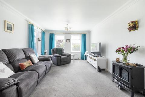 4 bedroom detached house for sale, 2 Dura View, Pitscottie