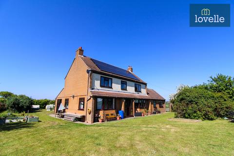 4 bedroom detached house for sale, South Road, South Somercotes LN11