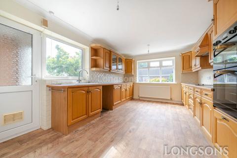 4 bedroom detached bungalow for sale, Vicarage Walk, Watton