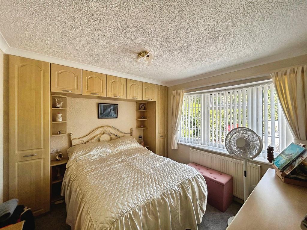 2nd Bedroom