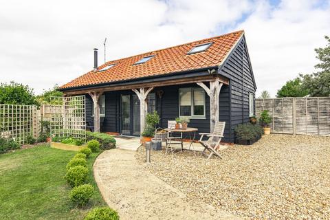 52 Chantry Lane, Necton, Swaffham, PE37 8ET