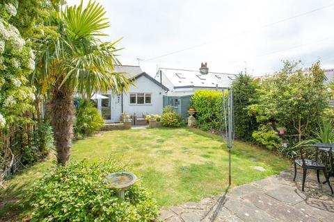 33 Pier Avenue, Whitstable, CT5 2HQ
