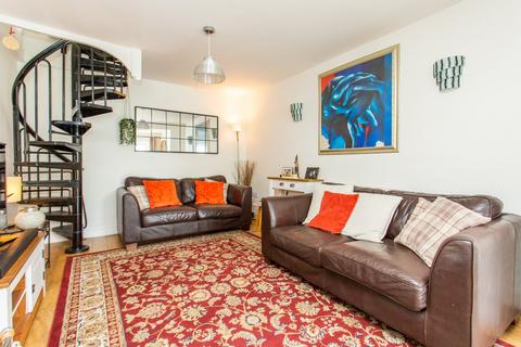 33 Pier Avenue, Whitstable, CT5 2HQ