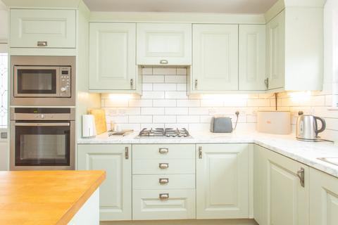 33 Pier Avenue, Whitstable, CT5 2HQ