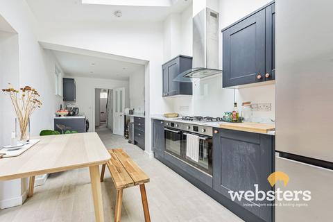 3 bedroom terraced house to rent, Clarendon Road, Norwich NR2