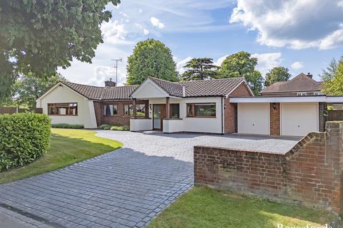 5 bedroom bungalow for sale, Green Lane, Roxwell, CM1