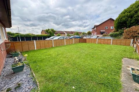 1 bedroom semi-detached house for sale, Broad Oaks, Wickford