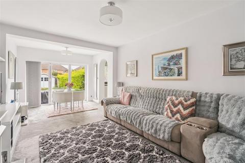 3 bedroom maisonette for sale, Moorfield Road, Denham