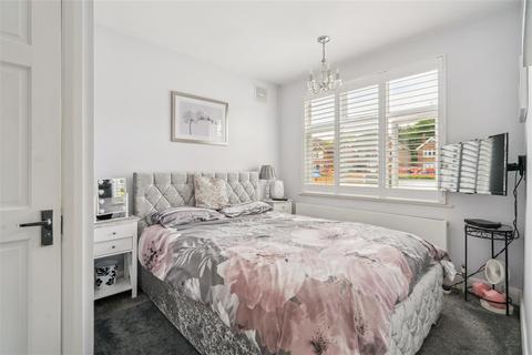 3 bedroom maisonette for sale, Moorfield Road, Denham