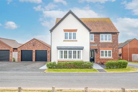15 Buddleia Avenue, Streethay, Lichfield, WS13 8LL