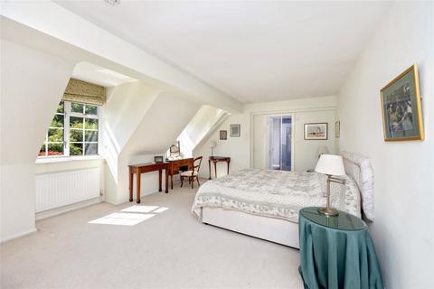 undefined, Willow Walk, Shere, Guildford, Surrey, GU5