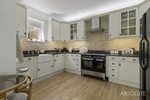 4 bedroom detached house for sale, Southfield Avenue, Preston, TQ3