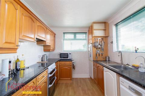 3 bedroom detached bungalow for sale, High Howe Lane, Bournemouth