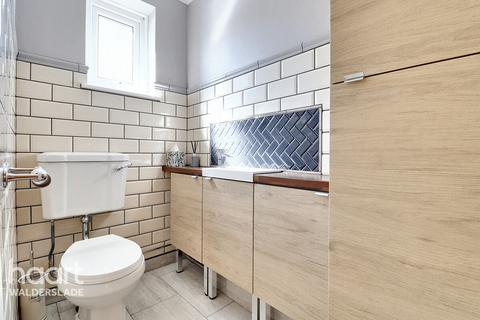 18 Highgrove Road, Chatham, ME5 7QE
