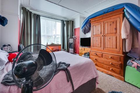 2 bedroom apartment for sale, Finchley Road, Westcliff-on-sea, SS0
