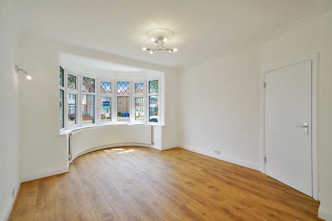 4 bedroom semi-detached house for sale, Kingshill Avenue, Kenton, HA3