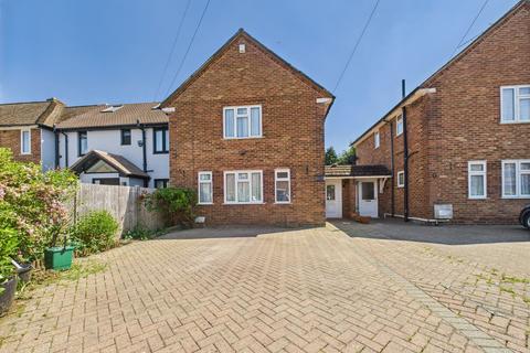 10 Downbarns Road, Ruislip, HA4 0LY