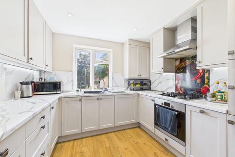 10 Downbarns Road, Ruislip, HA4 0LY