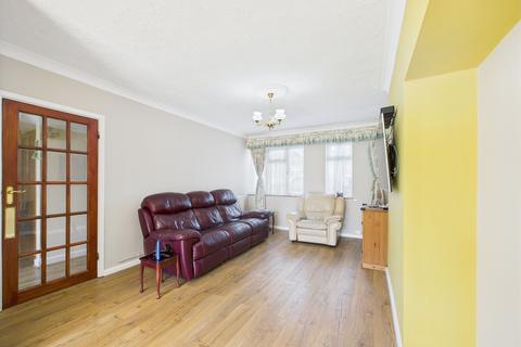 10 Downbarns Road, Ruislip, HA4 0LY