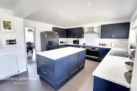 6 bedroom semi-detached house for sale, Wrights Lane, Sandbach