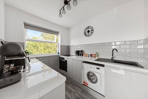 22, Bouverie Lodge, 4 Rectory Road, Beckenham, BR3 1TU