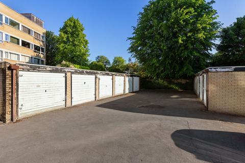 22, Bouverie Lodge, 4 Rectory Road, Beckenham, BR3 1TU