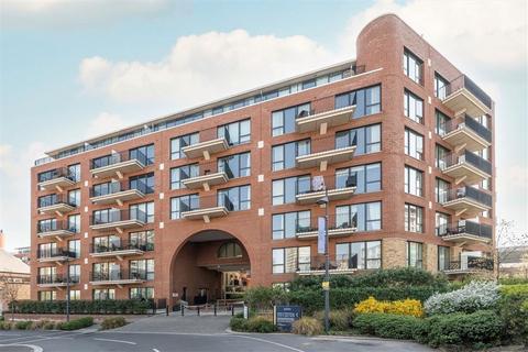 1 bedroom flat for sale, Thunderer Walk, London SE18