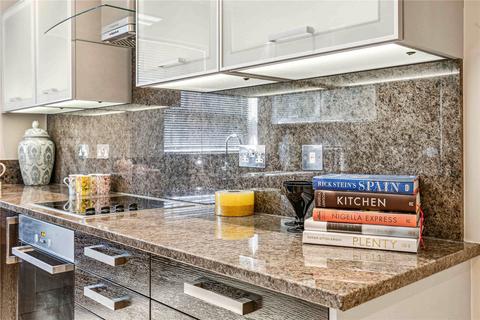 3 bedroom penthouse for sale, Handel Mansions, 94 Wyatt Drive, Barnes, London, SW13