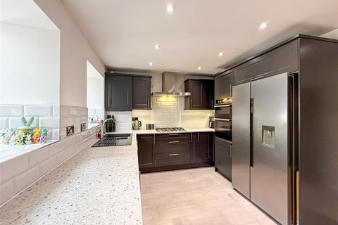 2 bedroom semi-detached house for sale, Queenborough Road, Southminster