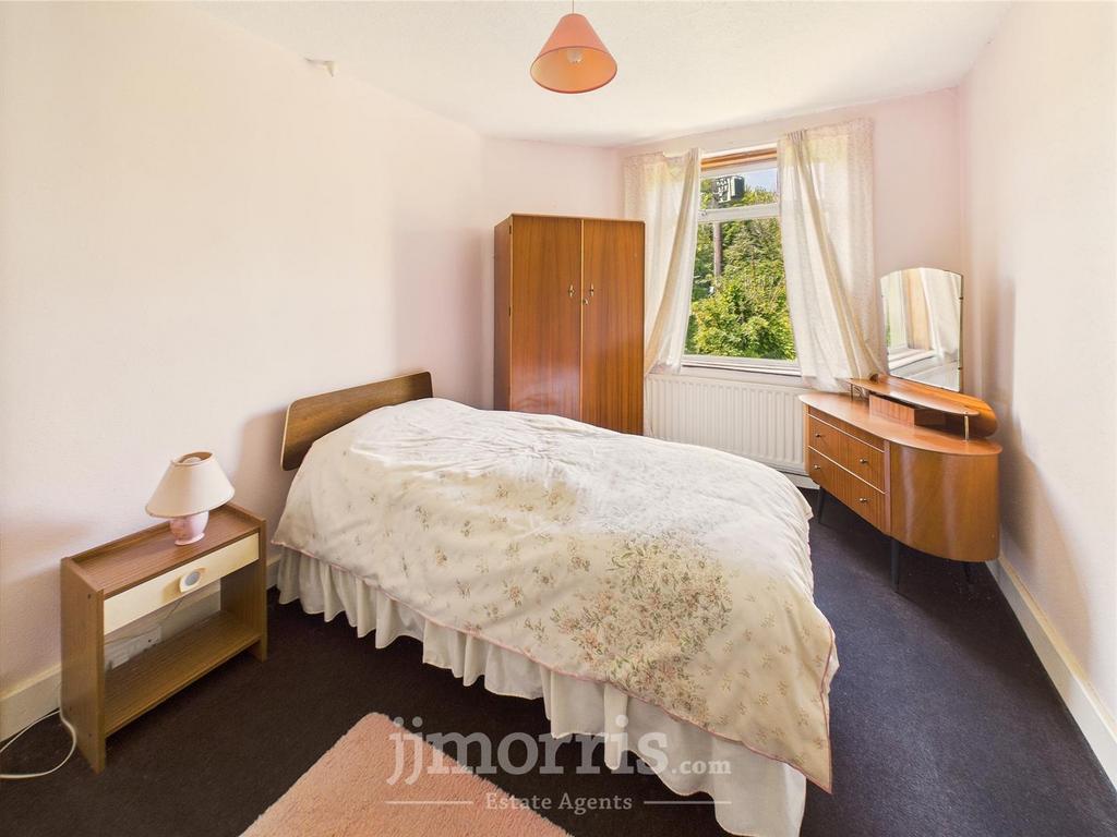Bedroom 4 (Rear)