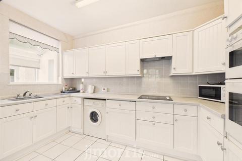 undefined, Windermere, Trecwn, Haverfordwest