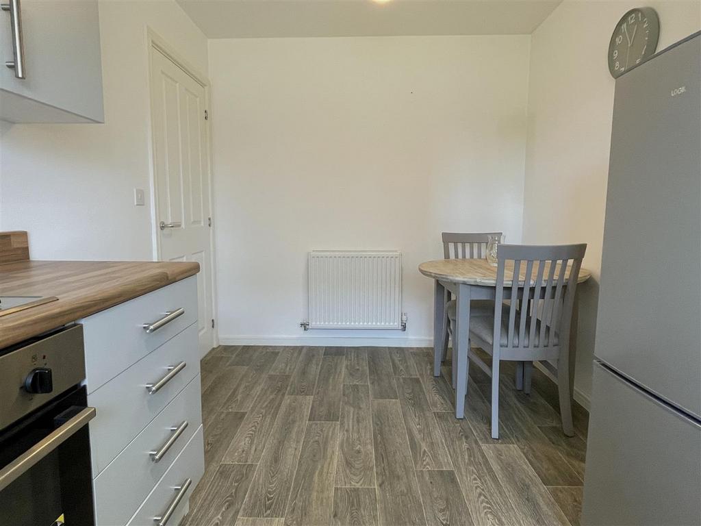 Kitchen1.JPG