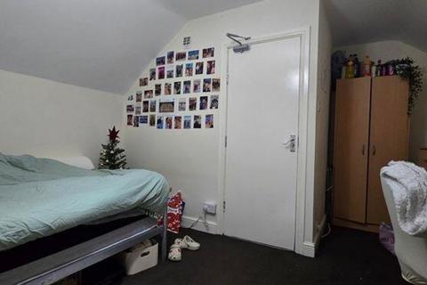 5 bedroom house to rent, Derby Grove, Nottingham NG7
