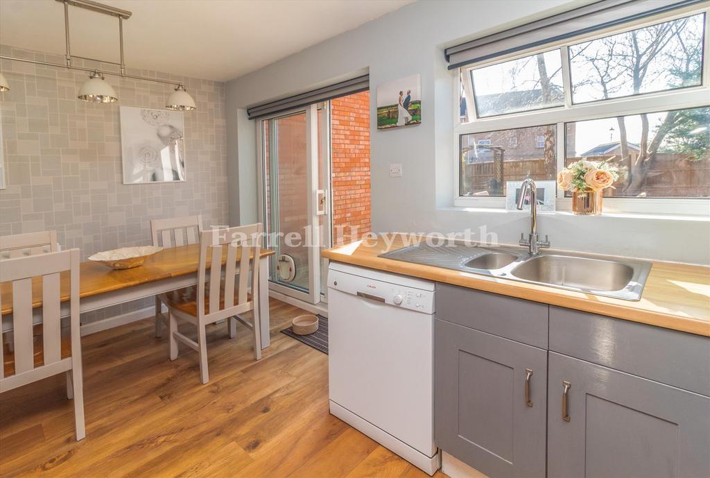 Kitchen image 5