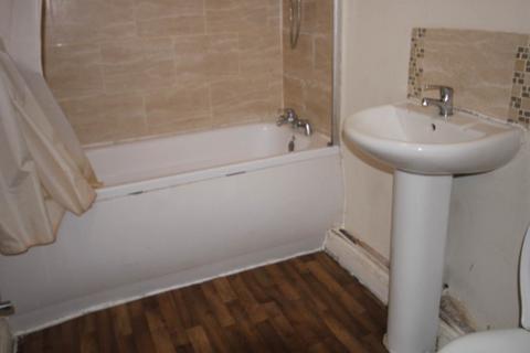 2 bedroom apartment to rent, Quebec Street, Bradford City Centre,