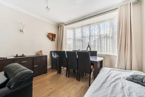 3 bedroom detached house for sale, Woodyates Road, Lee