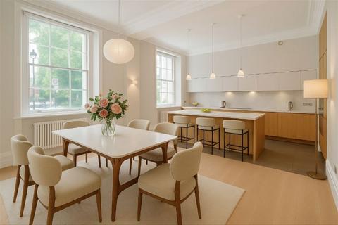 3 bedroom maisonette for sale, Warwick Square, London SW1V