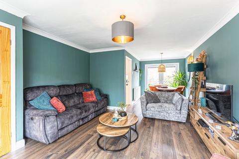 undefined, Newton Close, Wakefield, WF1