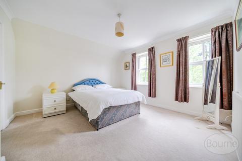 29 Monro Drive, Guildford, GU2 9PS