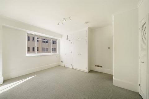 Studio for sale, Sloane Avenue, SW3