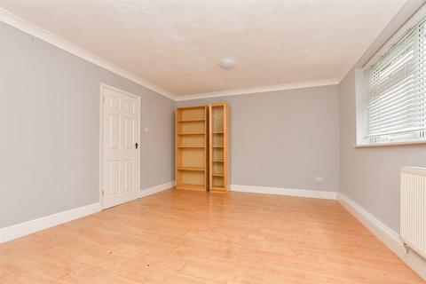 2 bedroom maisonette for sale, Trehaven Parade, Reigate RH2