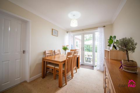 3 bedroom detached house for sale, Conway Drive, Newton-Le-Willows, WA12