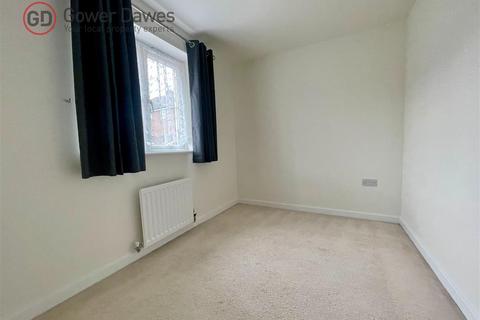 undefined, School Avenue, Laindon
