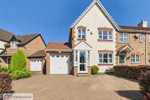 3 bedroom end of terrace house for sale, Radlow Crescent, Marston Green, Birmingham, B37