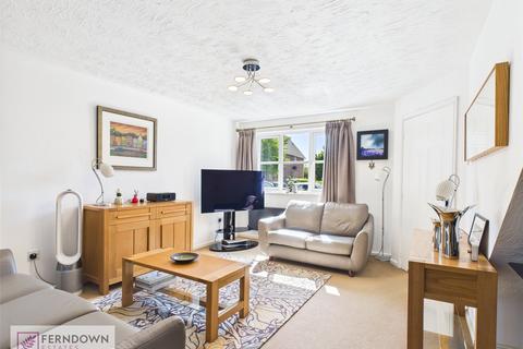 3 bedroom end of terrace house for sale, Radlow Crescent, Marston Green, Birmingham, B37