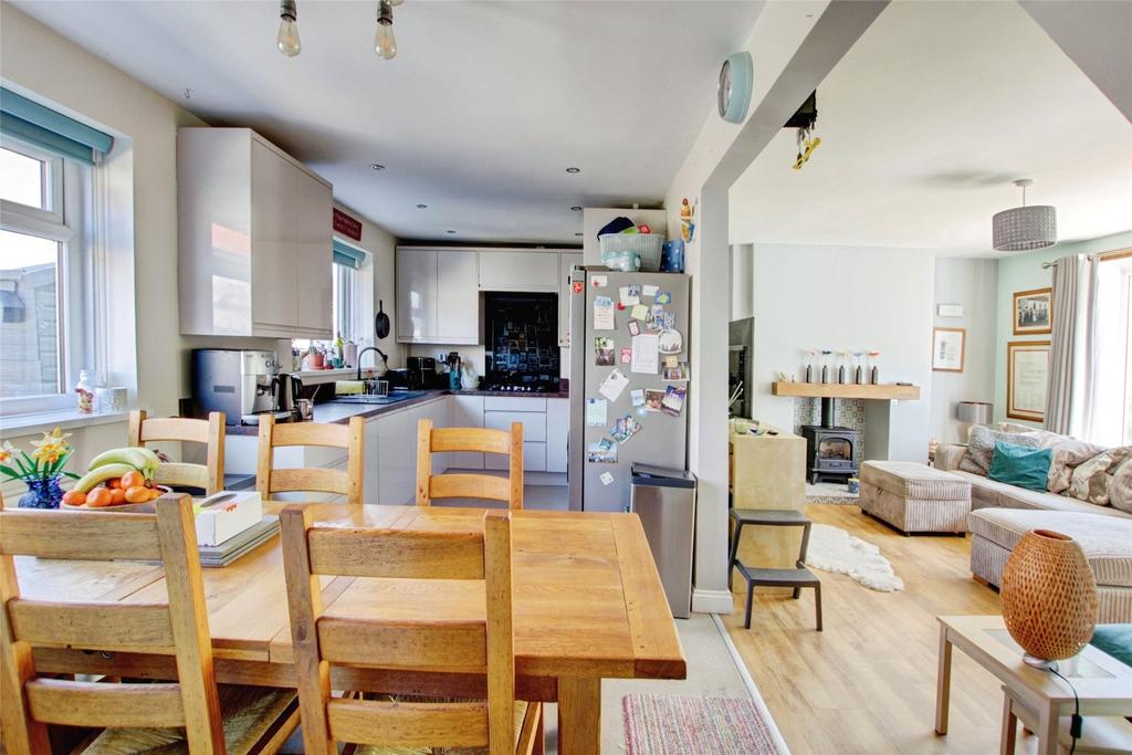 Kitchen/Diner/Lounge