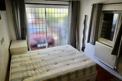 1 bedroom in a house share to rent, Quinta Drive, Barnet, Hertfordshire, EN5