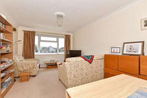 16 Avondale Close, Whitstable, CT5 3QA