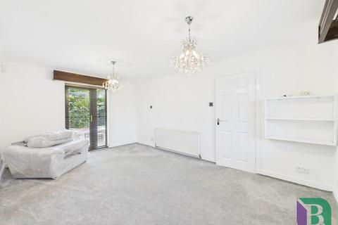 4 bedroom detached house for sale, Brearley Avenue, Milton Keynes MK6