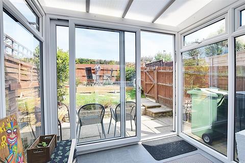 47 School Place, Bexhill-on-sea, TN40 2PX